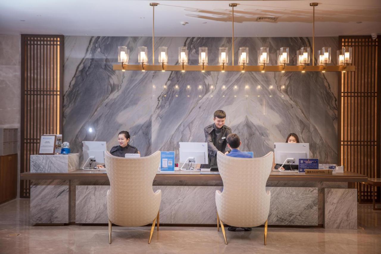 Wyndham Shiyan Downtown Hotell Eksteriør bilde