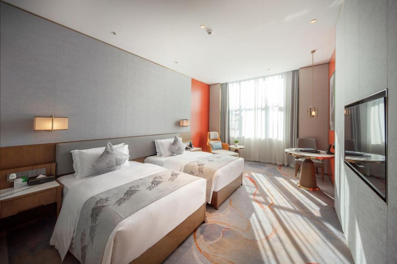 Wyndham Shiyan Downtown Hotell Eksteriør bilde